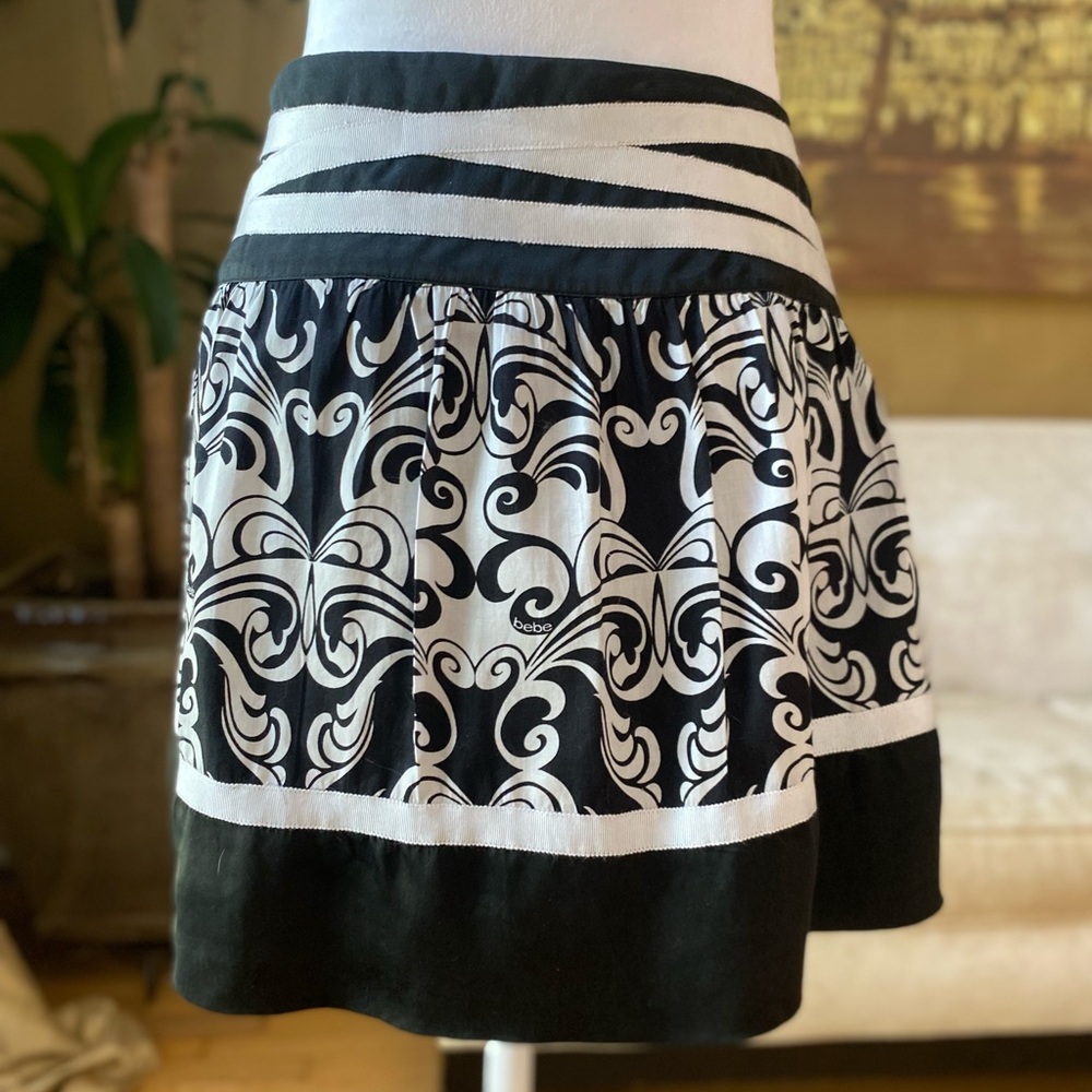 Bebe silk cotton miniskirt, size 8 - Picture 4 of 11